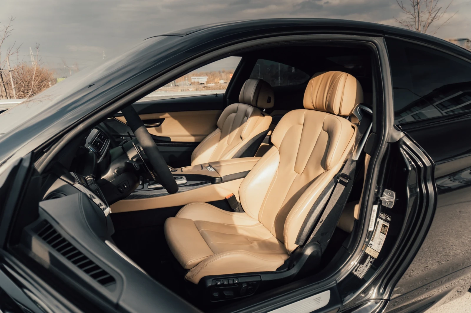 BMW M6 4.4 twinturbo, снимка 9 - Автомобили и джипове - 56273550