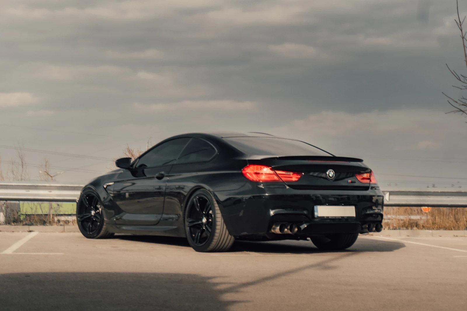 BMW M6 4.4 twinturbo, снимка 6 - Автомобили и джипове - 56273550
