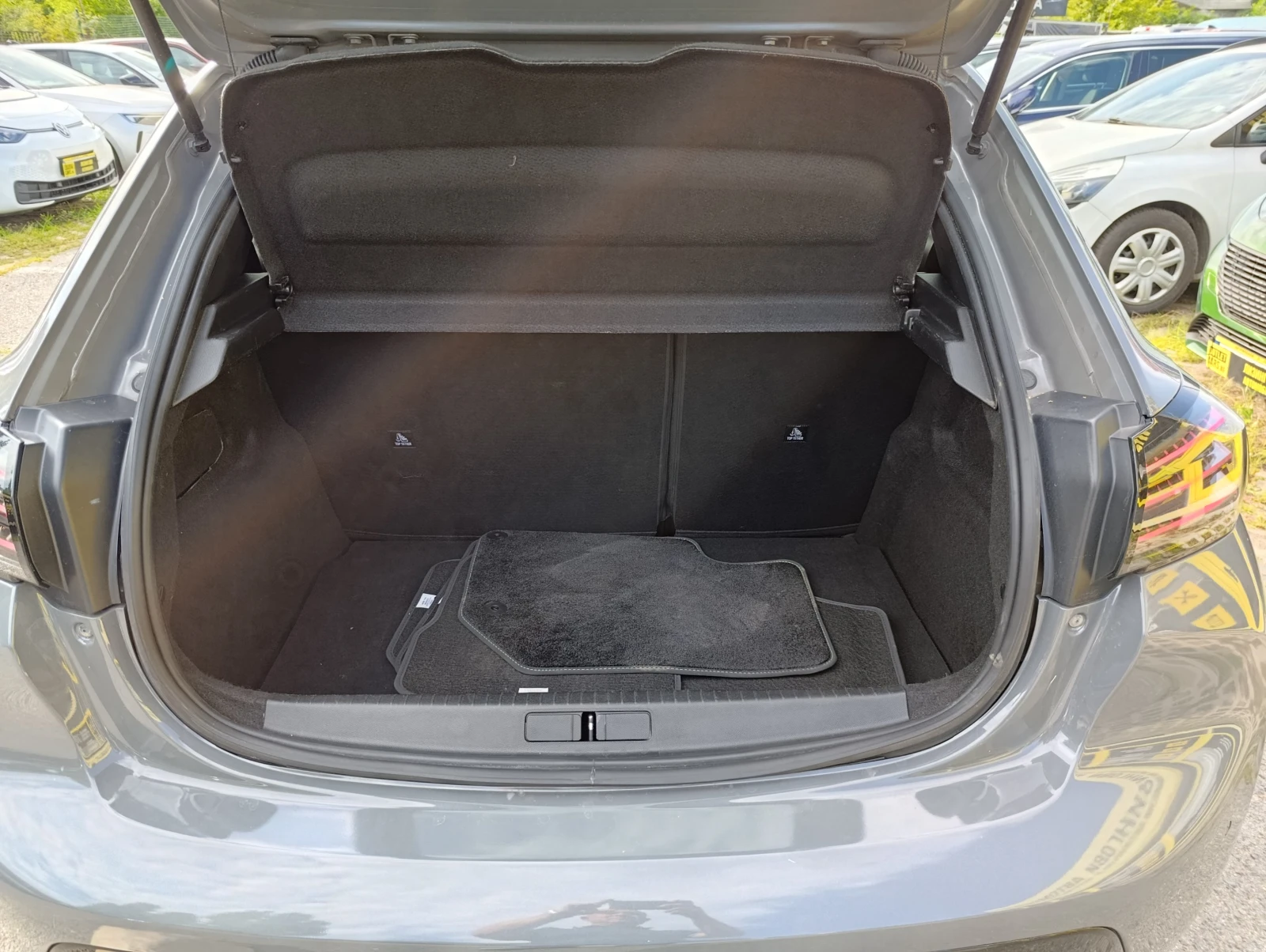 Peugeot 208 GT HYBRID ������� �� �� | Mobile.bg � ����������� 9