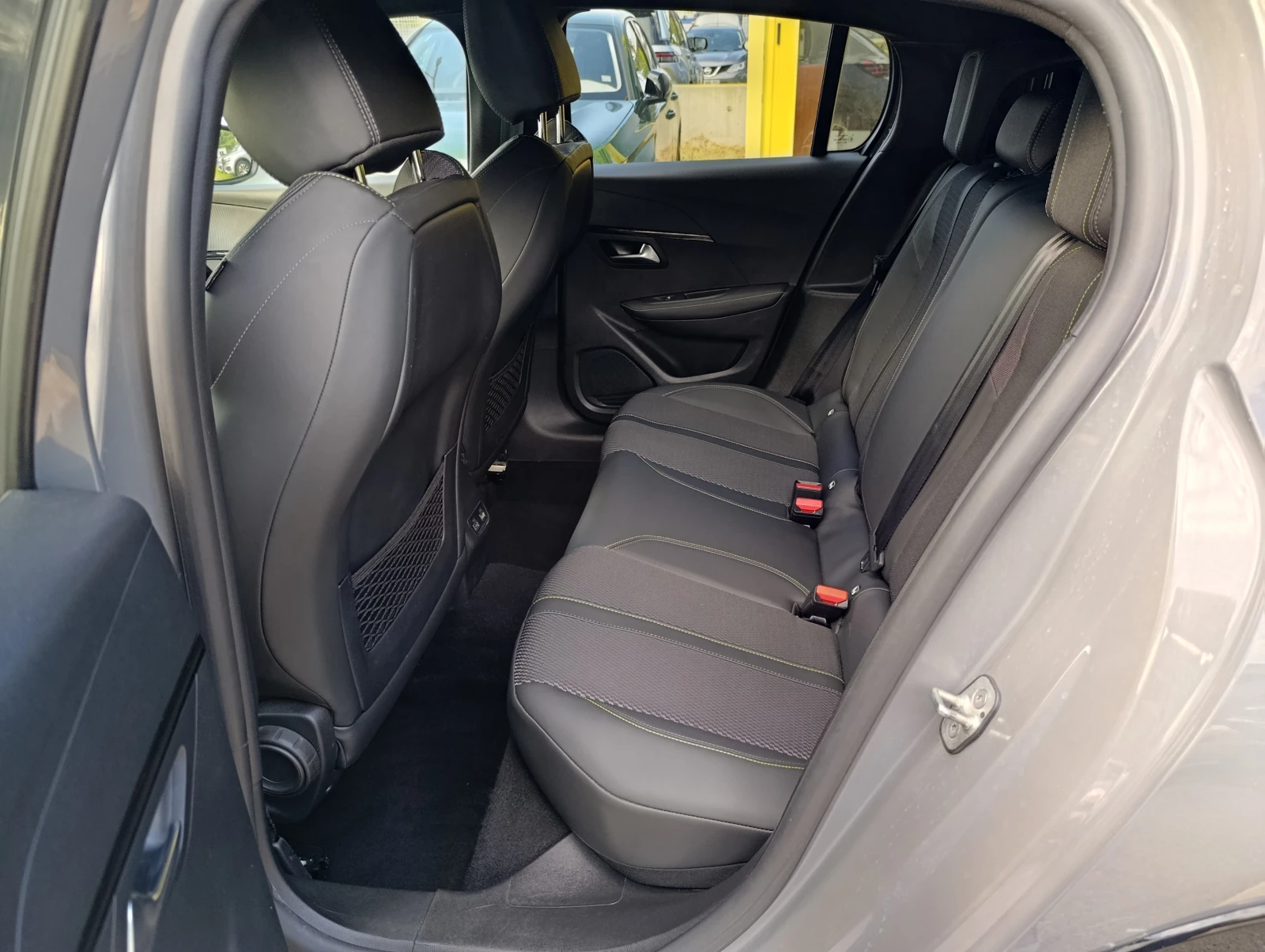 Peugeot 208 GT HYBRID ������� �� �� | Mobile.bg � ����������� 6