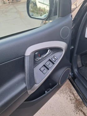 Toyota Rav4 2.0i 4x4 | Mobile.bg    14