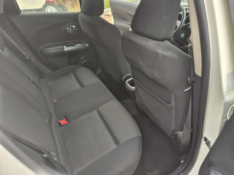 Nissan Juke 1.6 I AVTOMATIK, снимка 12 - Автомобили и джипове - 51471396