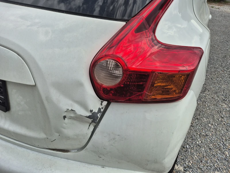 Nissan Juke 1.6 I AVTOMATIK, снимка 5 - Автомобили и джипове - 51471396