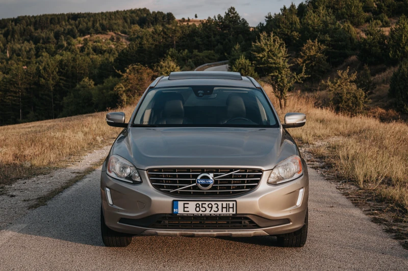 Volvo XC60 T6 Premier, снимка 2 - Автомобили и джипове - 51961705