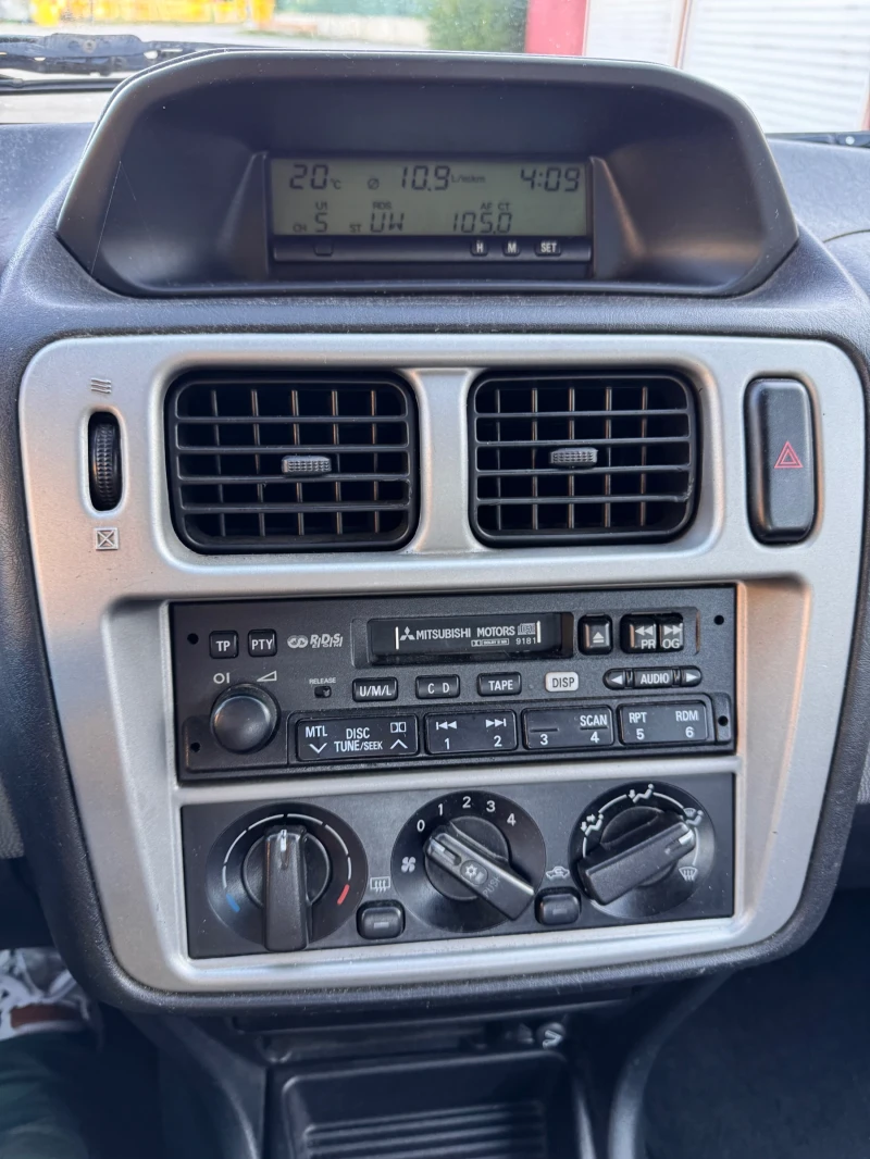 Mitsubishi Pajero pinin 1.8i LPG 4x4 115hp, снимка 11 - Автомобили и джипове - 52405537