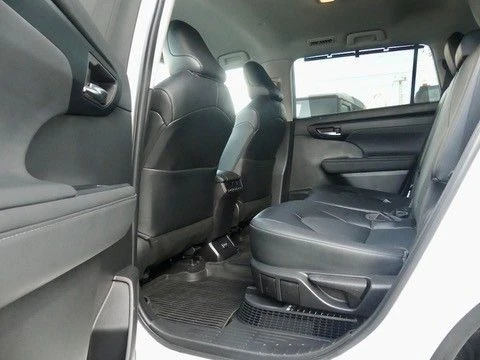 Toyota Highlander HYBRID/190HP/BUSINES/7SEATS/CARPLAY/AMBI/NAVI/546b, снимка 12 - Автомобили и джипове - 48196451