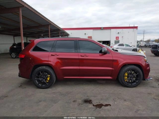 Jeep Grand cherokee TRACKHAWK 4X4, снимка 13 - Автомобили и джипове - 53460874