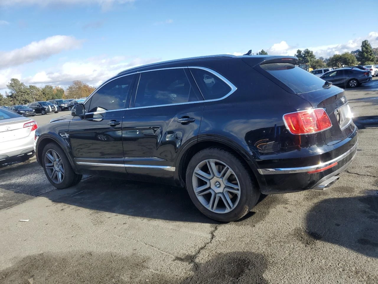 Bentley Bentayga W12 Signature AWD - изображение 2