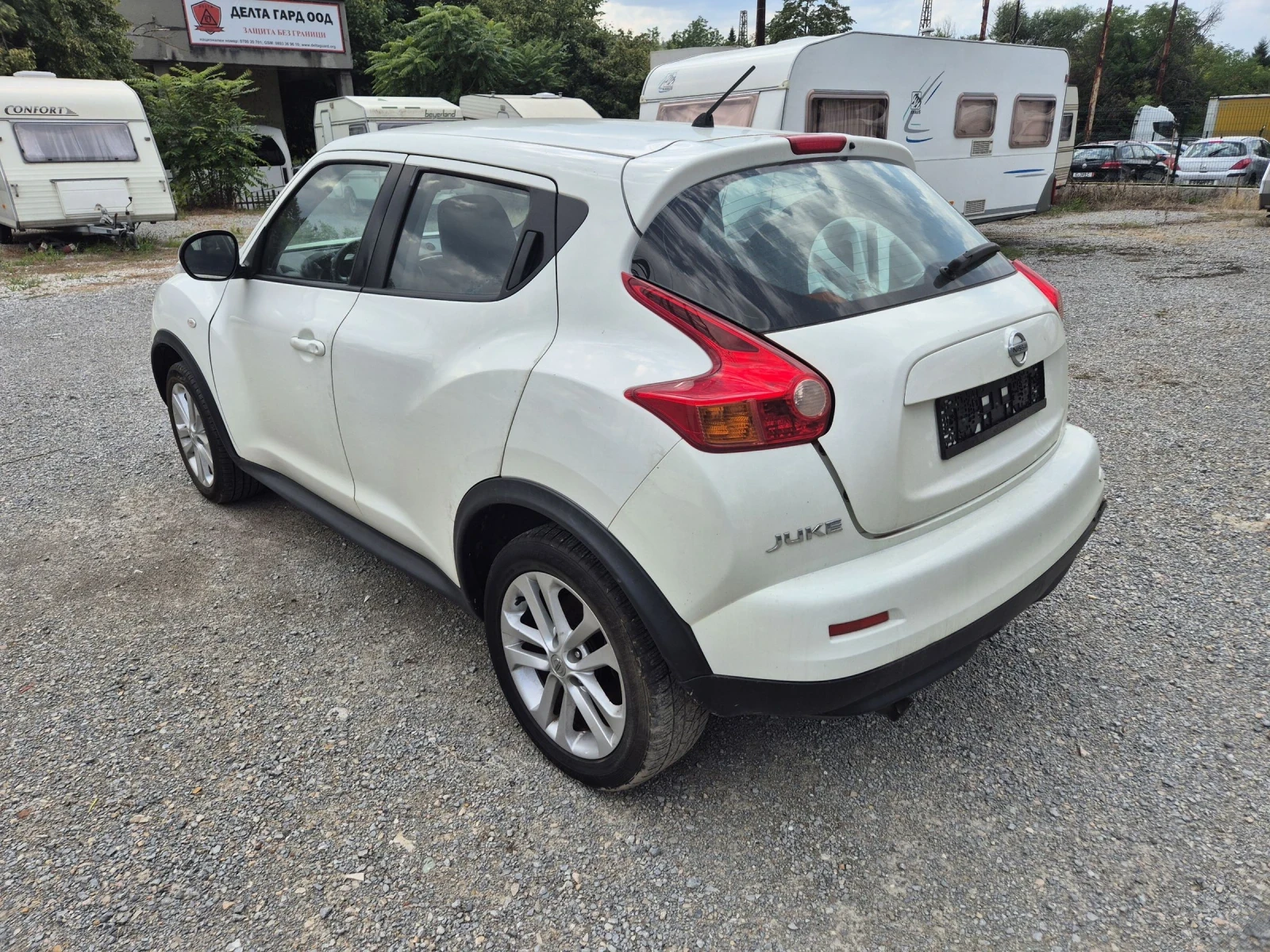 Nissan Juke 1.6 I AVTOMATIK - изображение 3