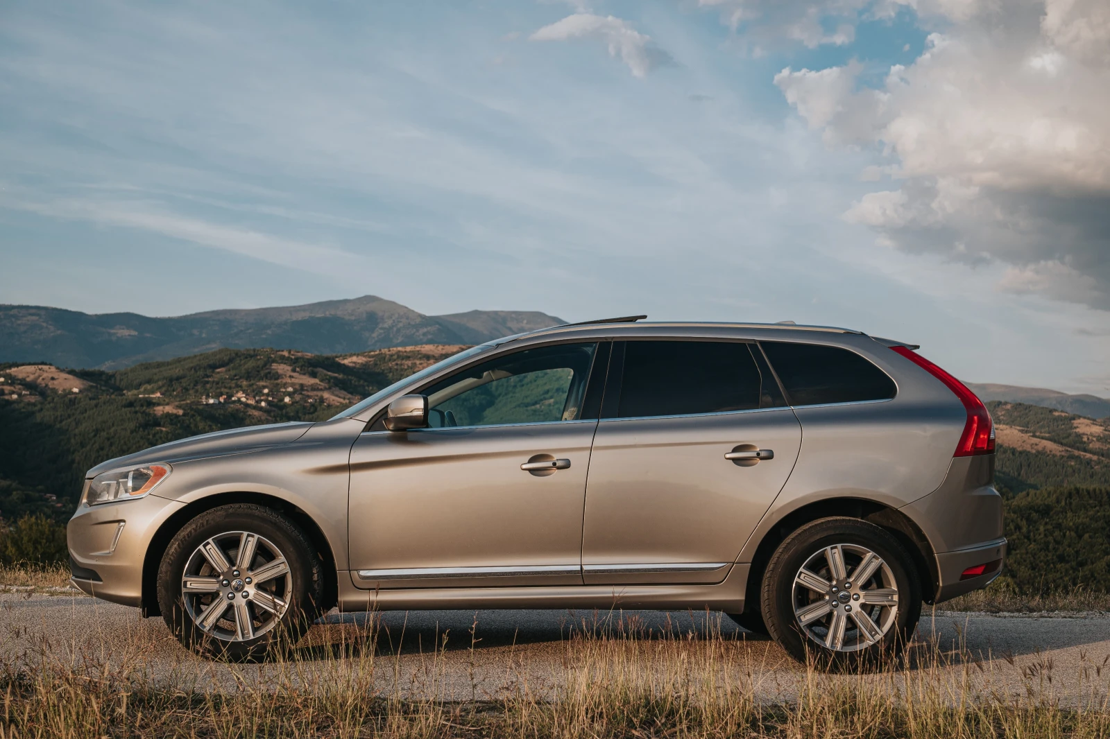 Volvo XC60 T6 Premier - изображение 4