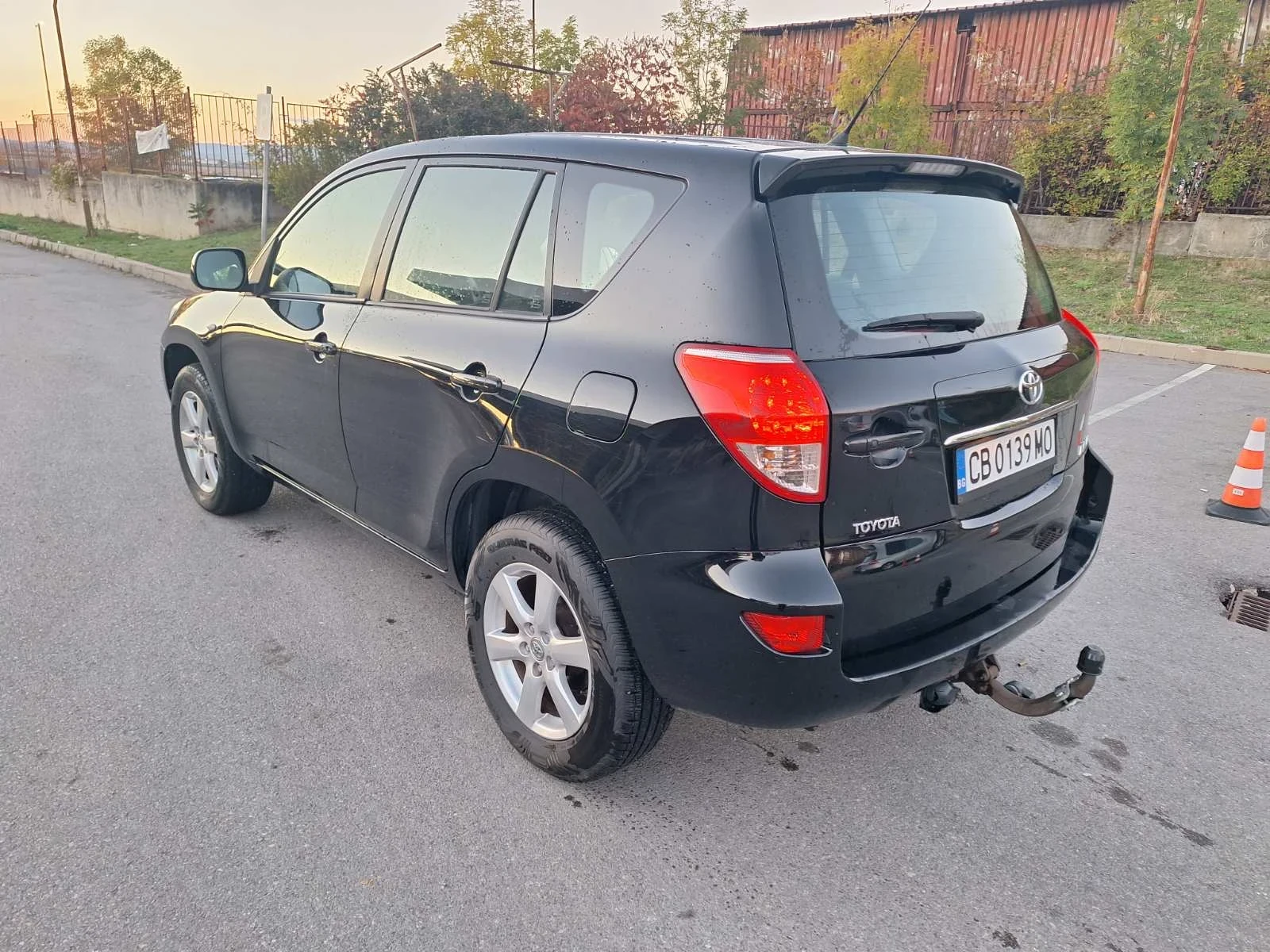 Toyota Rav4 2.0i 4x4 - изображение 3