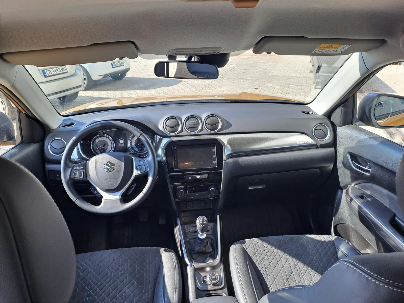 Suzuki Vitara 1.4 GLX  Booster Jet 4X4 HYBRID, снимка 13 - Автомобили и джипове - 53745353