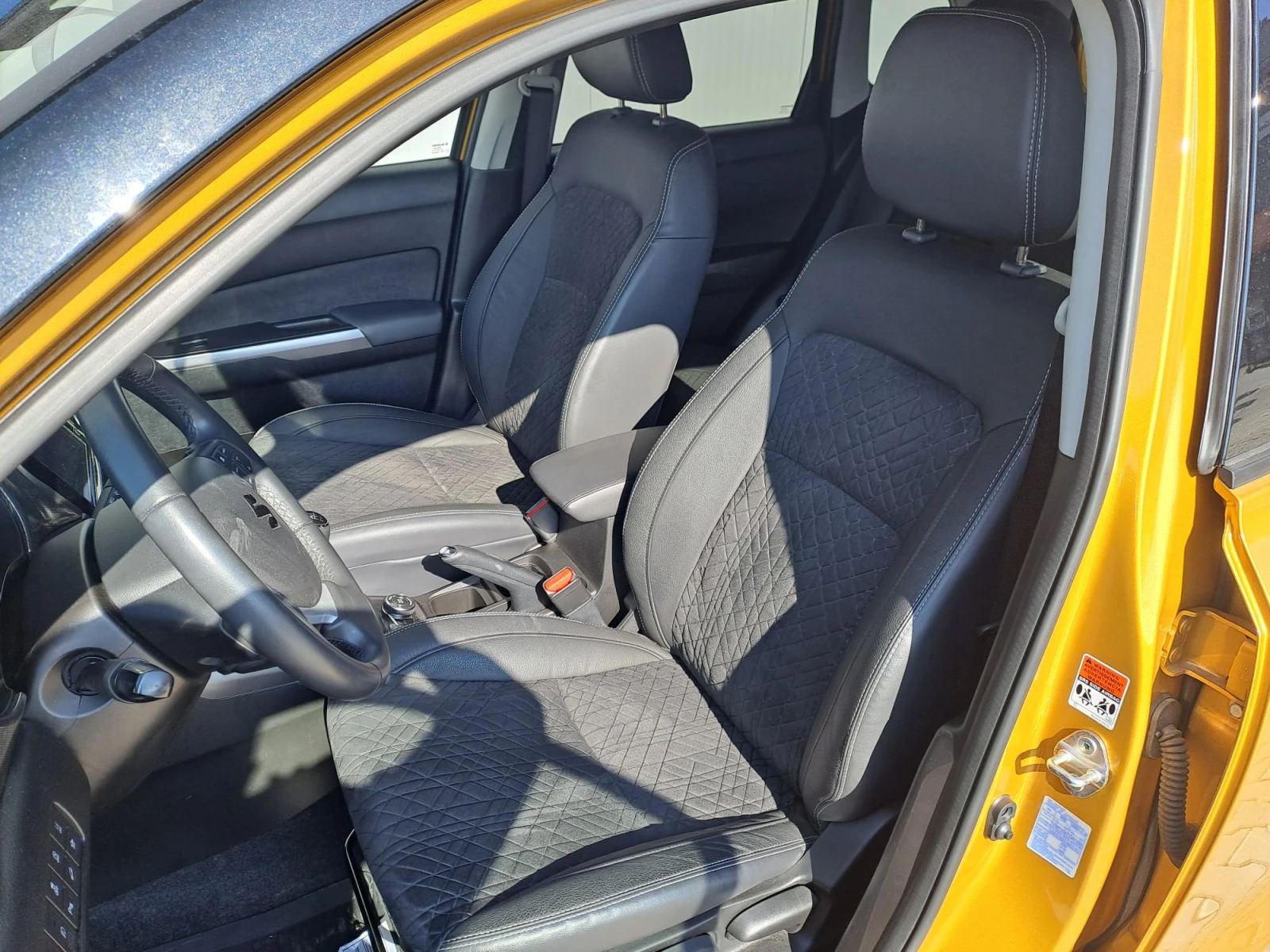 Suzuki Vitara 1.4 GLX  Booster Jet 4X4 HYBRID, снимка 12 - Автомобили и джипове - 53745353