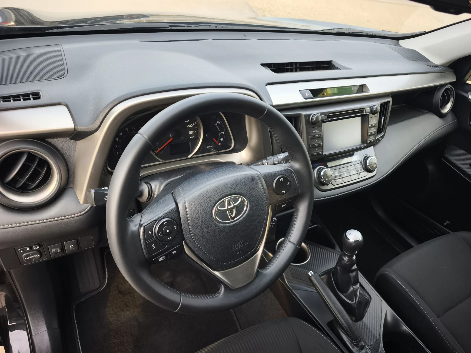 Toyota Rav4 2.0d 4x4 20 ANNIVERSARY FULL SERVICE NEW  | Mobile.bg � ����������� 8