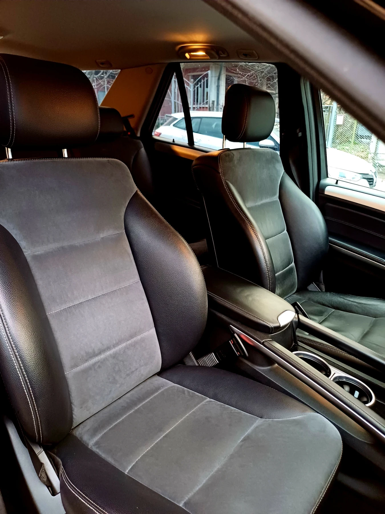 Mercedes-Benz ML 350, снимка 10 - Автомобили и джипове - 54048793