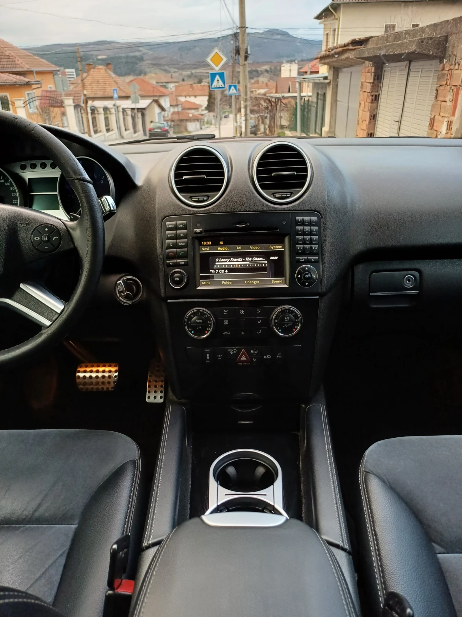 Mercedes-Benz ML 350, снимка 13 - Автомобили и джипове - 54048793