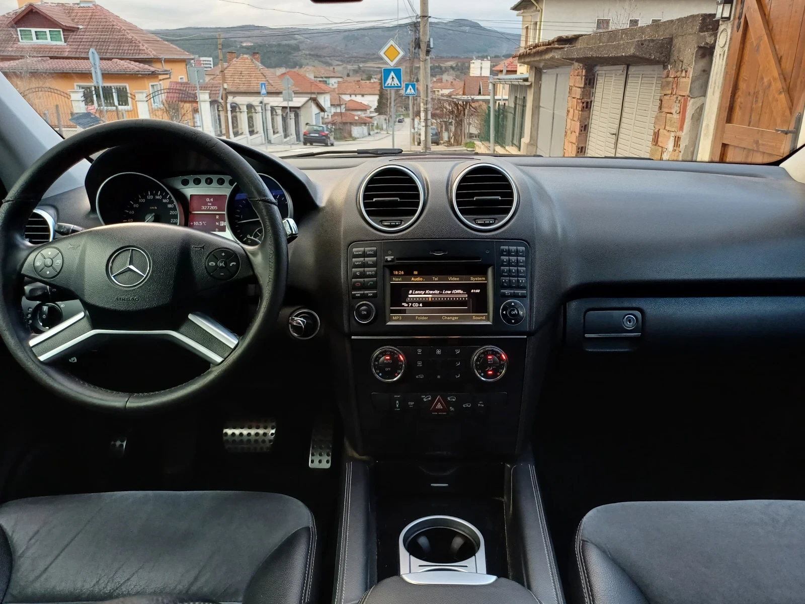 Mercedes-Benz ML 350, снимка 11 - Автомобили и джипове - 54048793