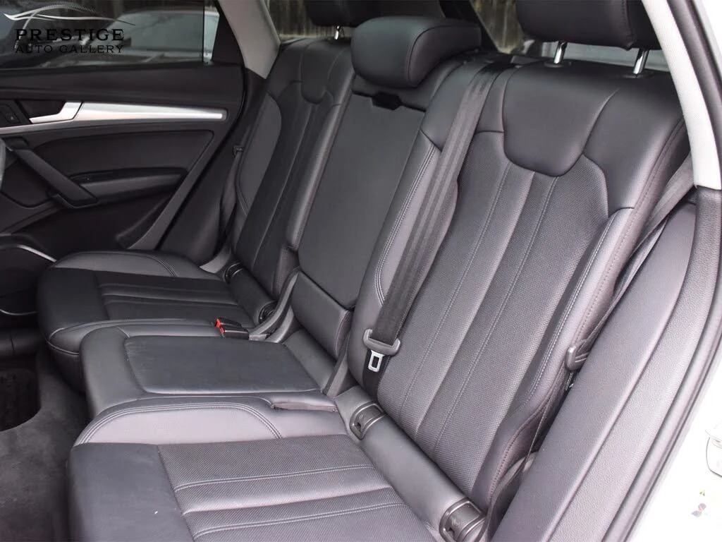 Audi Q5 BLACK OPTIC * HeadUp *  AвтоКредит * (ЦЕНА ДО БГ), снимка 14 - Автомобили и джипове - 54418145