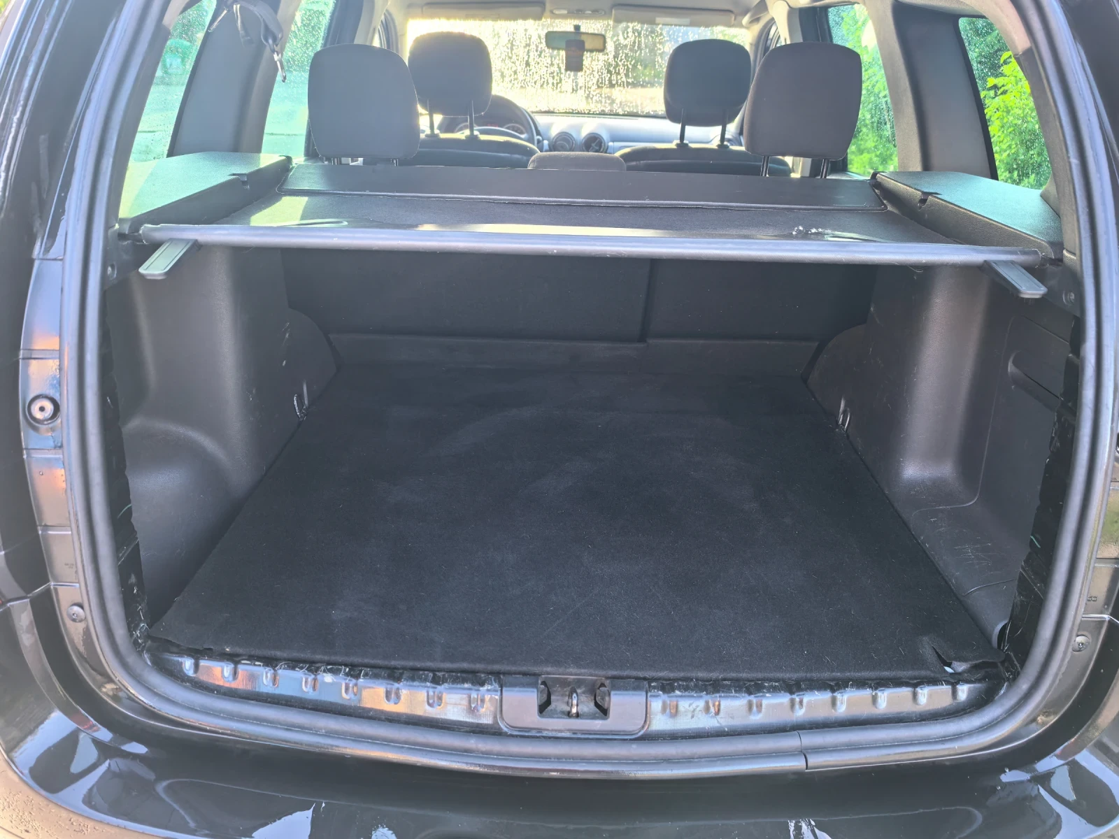 Dacia Duster Duster 1.6i, 4x4 , снимка 6 - Автомобили и джипове - 54543860