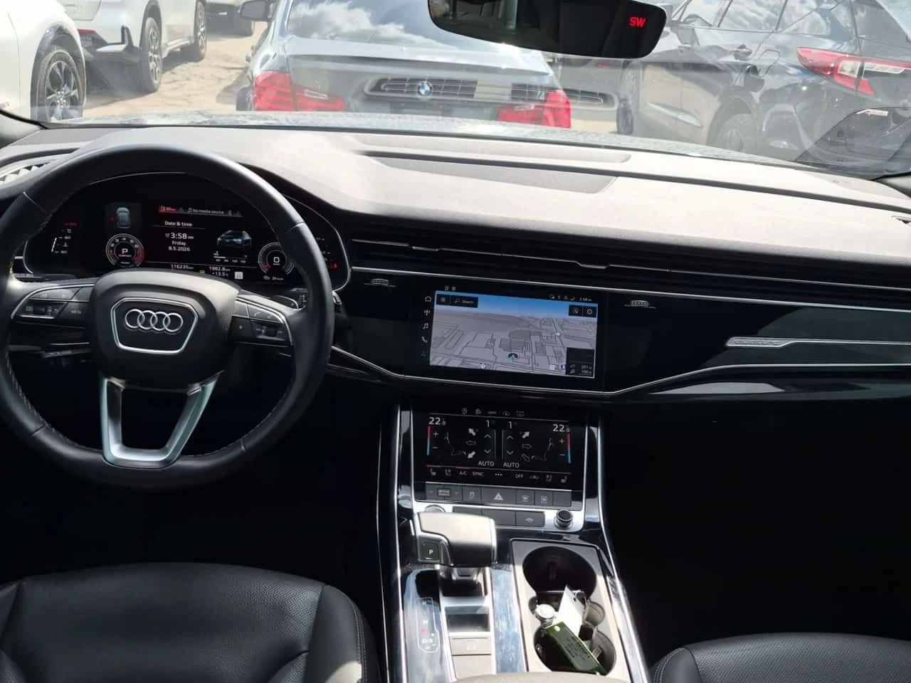 Audi Q8 PROGRESSIV/ДИСТРОНИК/360/ПОДГРЕВ/ФИНАНСИРАНЕ, снимка 9 - Автомобили и джипове - 54683968