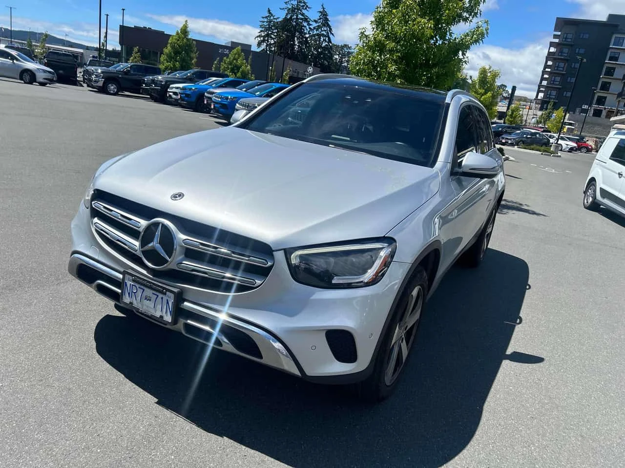 Mercedes-Benz GLC 300 4MATIC/360/ПАНОРАМА/ПОДГРЕВИ