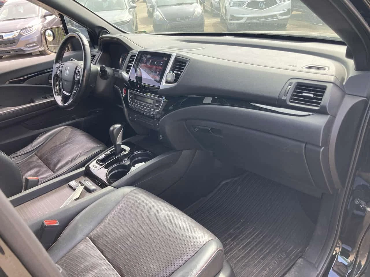 Honda Ridgeline * Black Edition * АВТОКРЕДИТ БЕЗ ПЪРВОНАЧАЛНА* , снимка 11 - Автомобили и джипове - 54903442