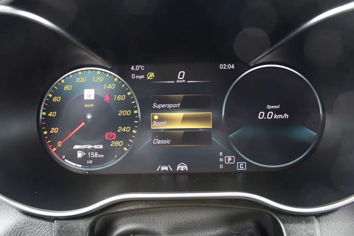 Mercedes-Benz GLC AMG 43  CARFAX, снимка 17 - Автомобили и джипове - 55296316