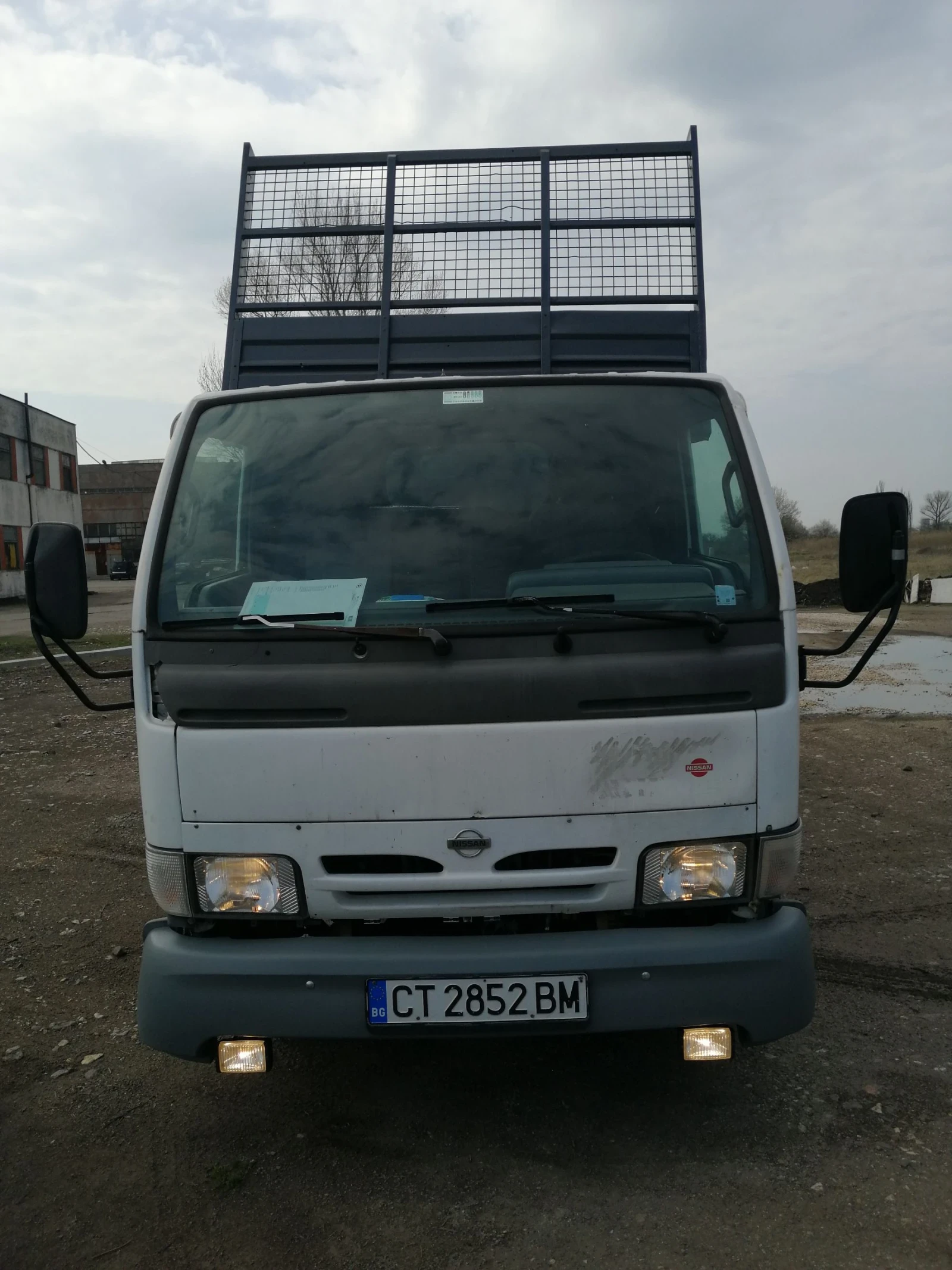 Nissan Kabstar  - изображение 7