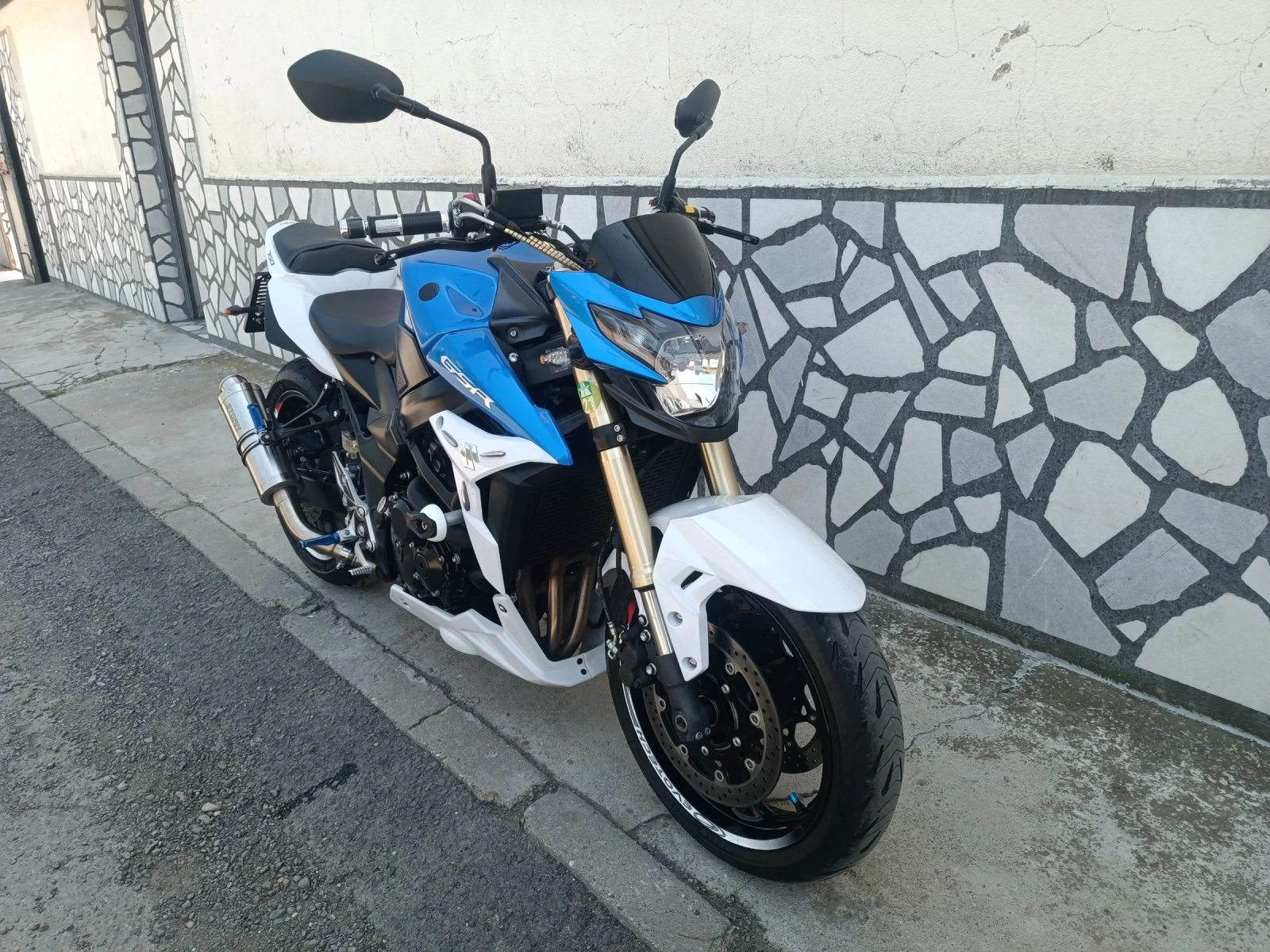 Suzuki Gsr 750 ABS - изображение 2