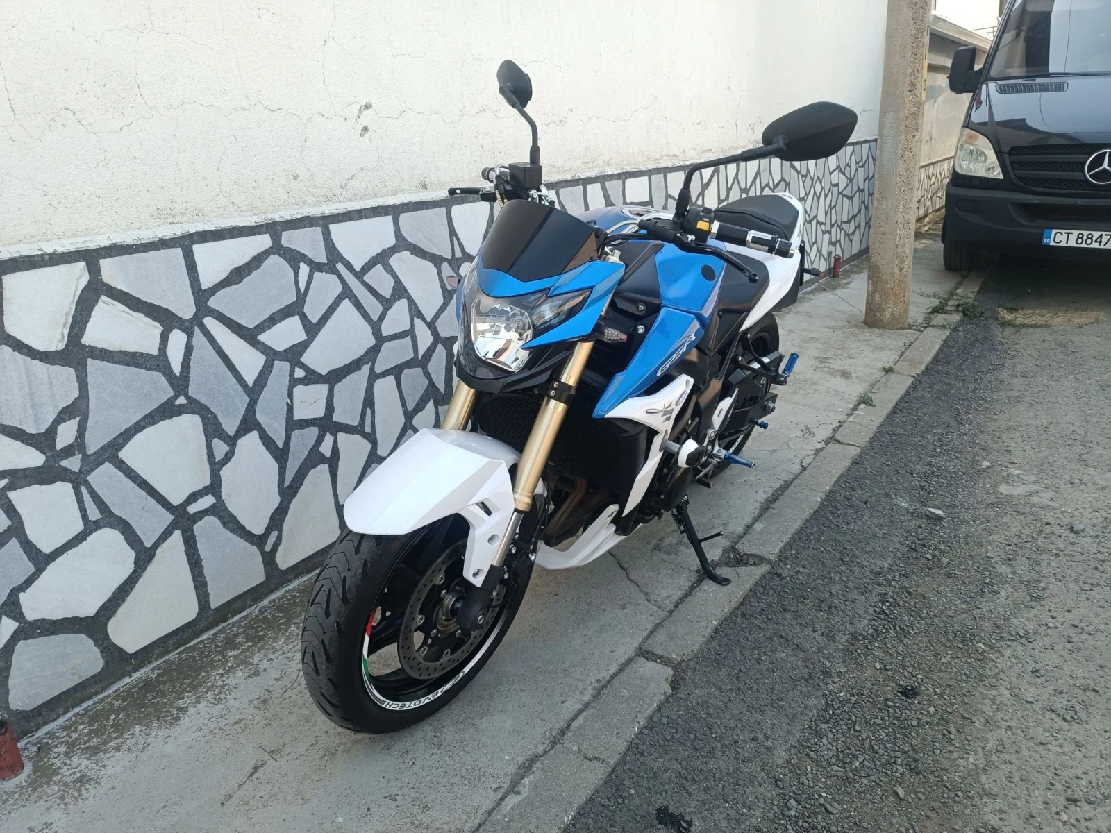 Suzuki Gsr 750 ABS - изображение 3