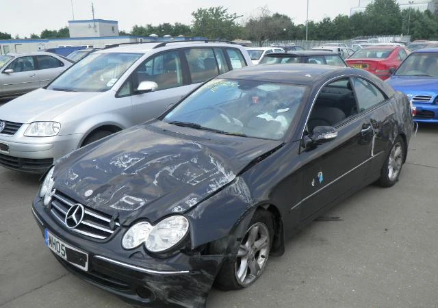 Интериор и аксесоари за Mercedes-Benz CLK, снимка 1 - Части - 22410912