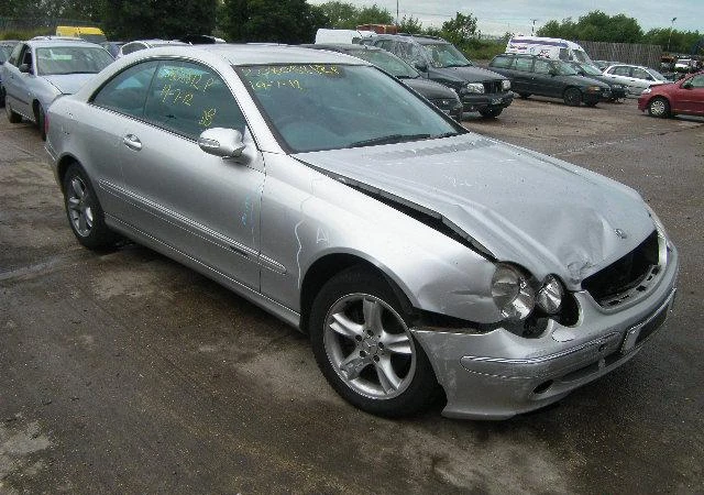 Интериор и аксесоари за Mercedes-Benz CLK, снимка 2 - Части - 22410912