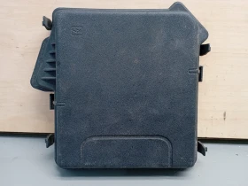 Капак бушониера, бушонно табло Рено Меган 1.9дци