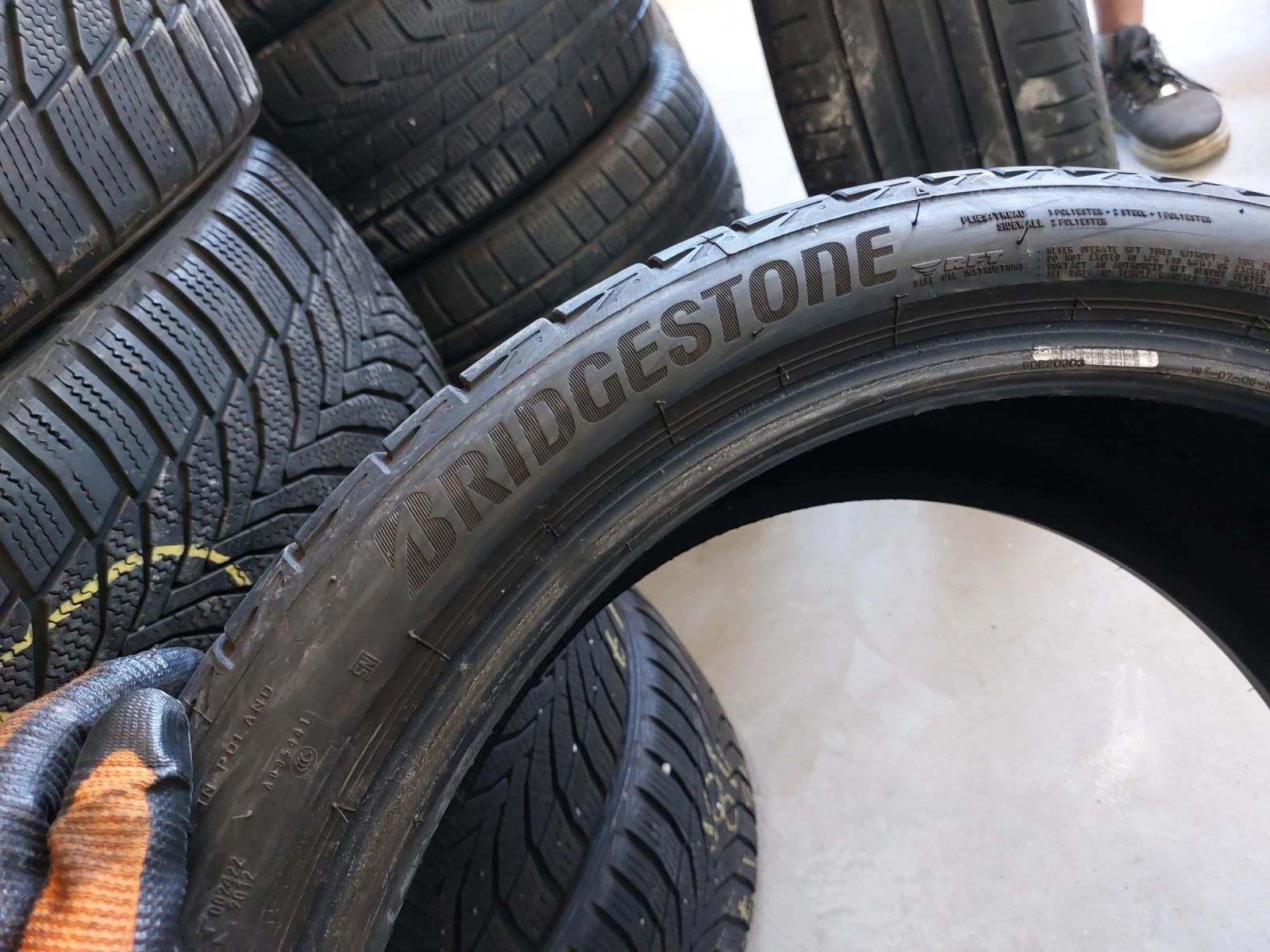 ���� 255/35R19 | Mobile.bg � ����������� 4