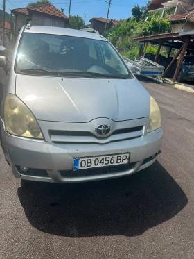 Toyota Corolla verso, снимка 17