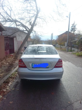 Mercedes-Benz C 220, снимка 10