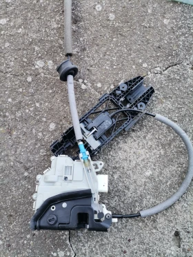 Audi A3 Оборудване за врата  - 50 € / 97.79 лв. - 85004844 8