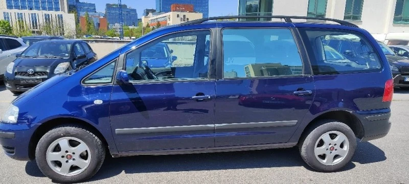 VW Sharan 2000i , теглич , климатроник, снимка 4 - Автомобили и джипове - 40519605