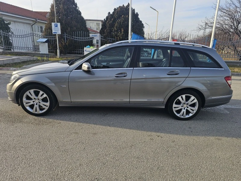 Mercedes-Benz C 220 220CDI/AVANTGARDE/PARKTRONIC/BlueEfficei, снимка 3 - Автомобили и джипове - 45538652