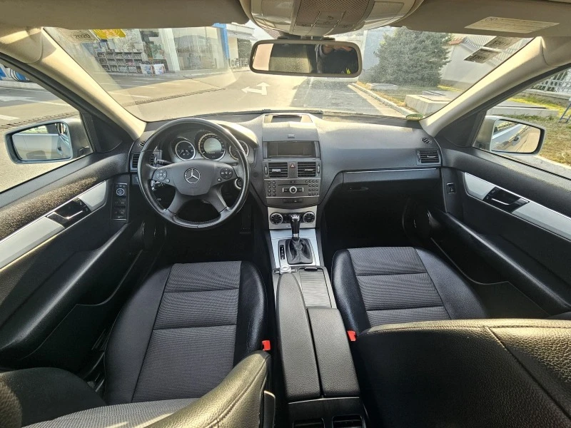 Mercedes-Benz C 220 220CDI/AVANTGARDE/PARKTRONIC/BlueEfficei, снимка 11 - Автомобили и джипове - 45538652