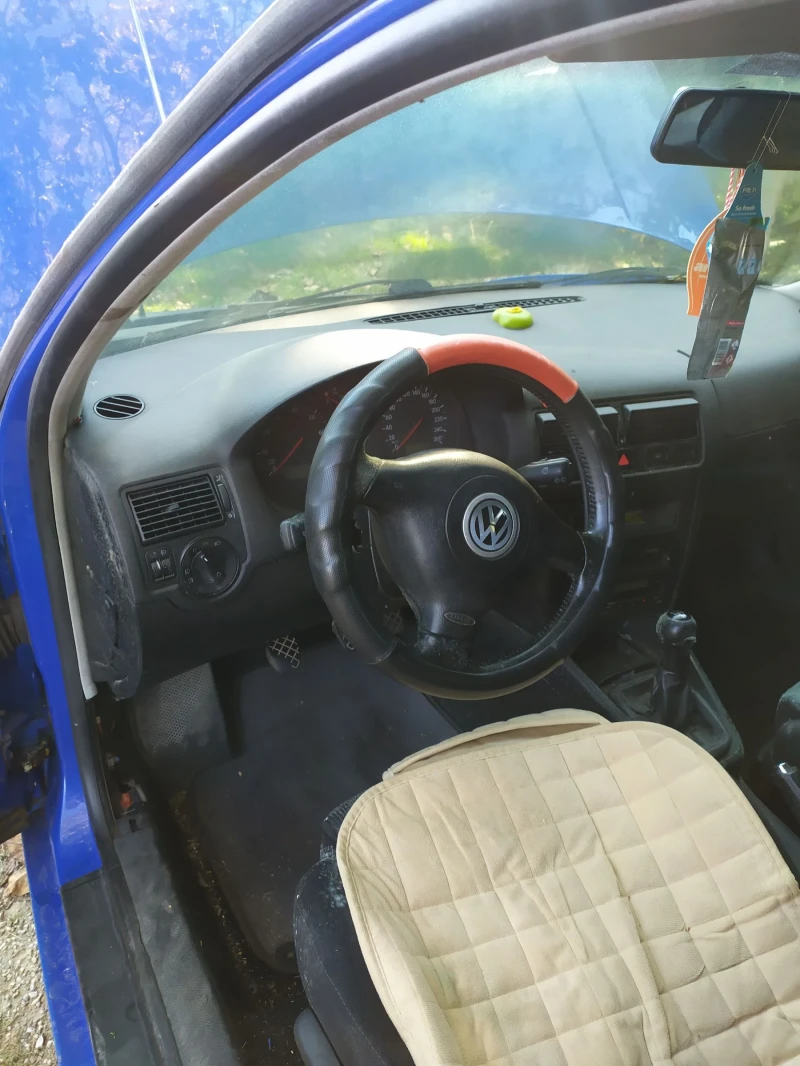 VW Golf 1.8, снимка 9 - Автомобили и джипове - 48343493