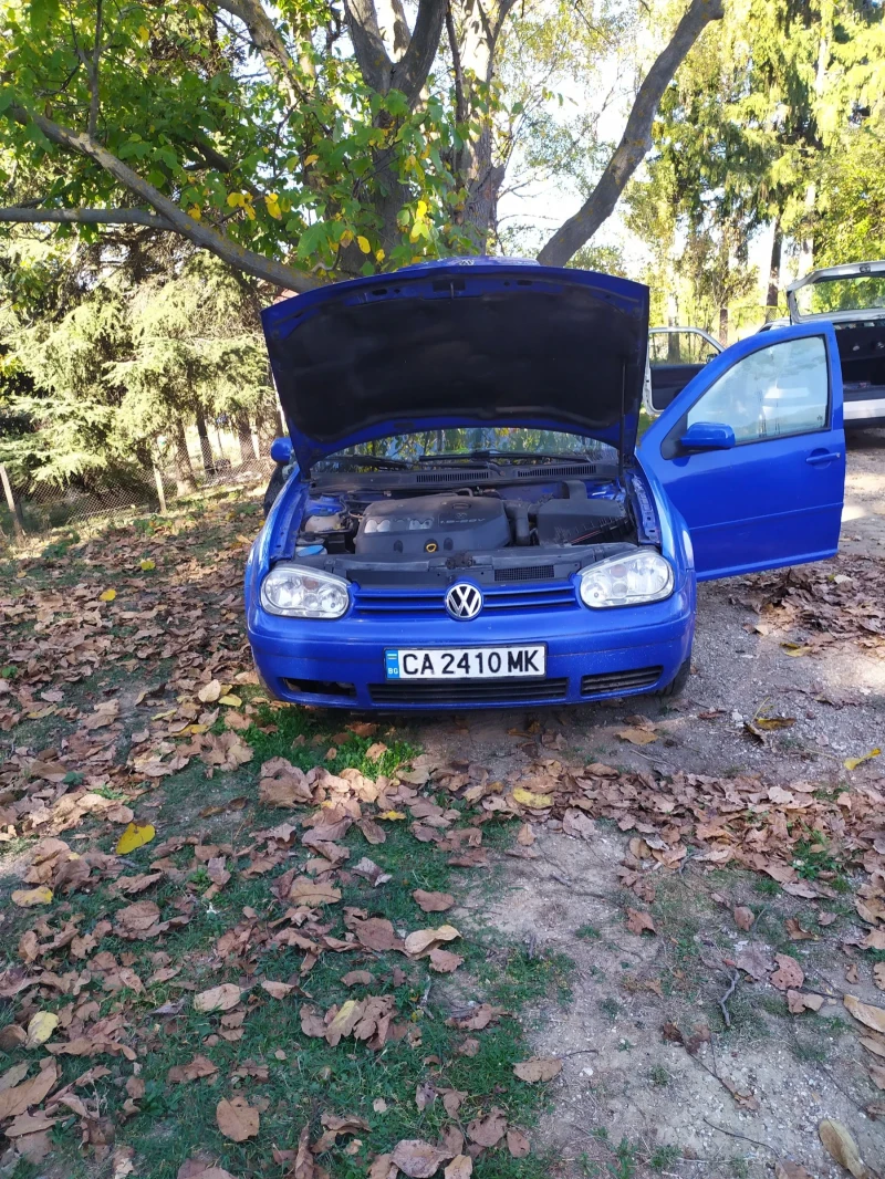 VW Golf 1.8, снимка 7 - Автомобили и джипове - 48343493