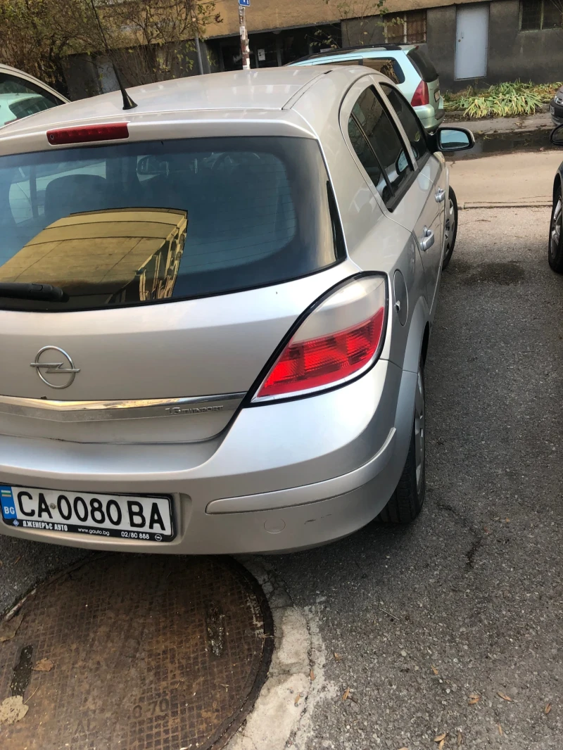 Opel Astra 1.6, снимка 3 - Автомобили и джипове - 48649321