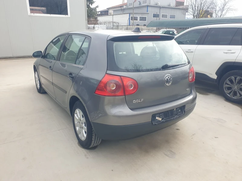 VW Golf 1.9 TDI, снимка 3 - Автомобили и джипове - 49224751