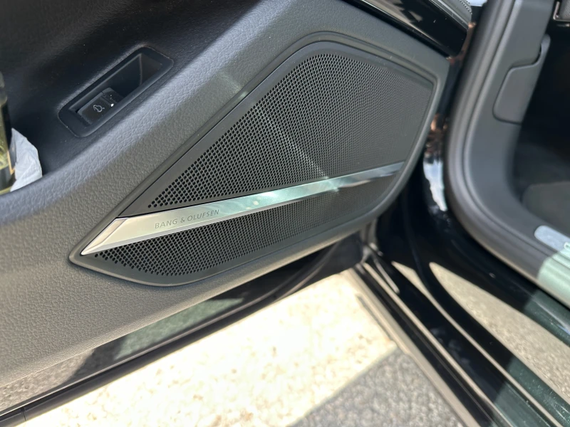 Audi A8 S Интериор Обдухване Алкантара, снимка 8 - Автомобили и джипове - 51507009