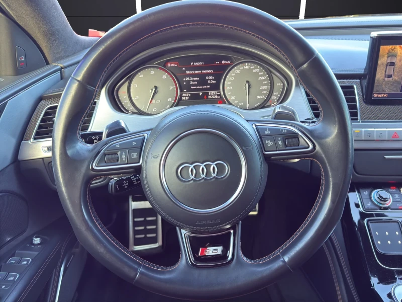 Audi S8 CERAMIC* B&O* DISTR* 360 CAM* KEYLESS* 3xTV* HUD* , снимка 11 - Автомобили и джипове - 52120795