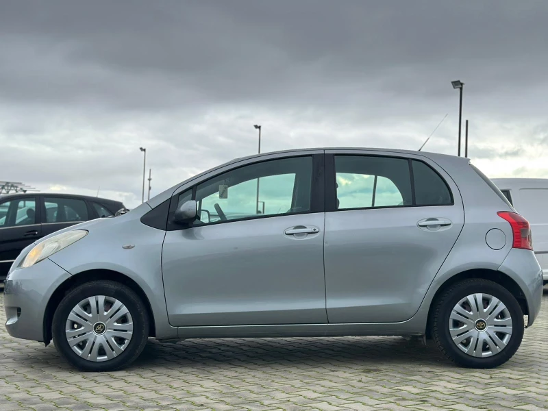 Toyota Yaris / 1.0I / EURO 4 / , снимка 2 - Автомобили и джипове - 52334929