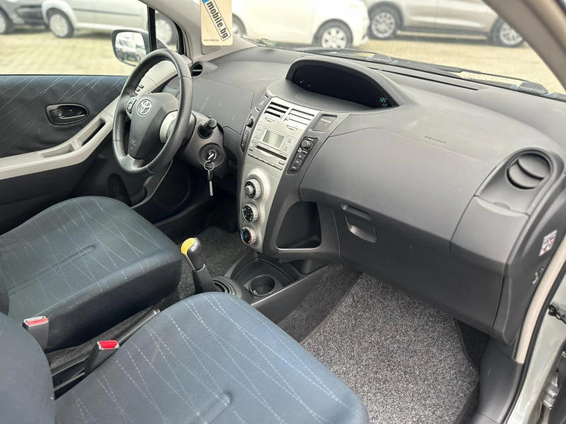 Toyota Yaris / 1.0I / EURO 4 / , снимка 11 - Автомобили и джипове - 52334929
