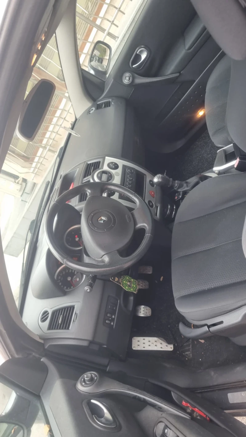Renault Megane, снимка 2 - Автомобили и джипове - 52656933
