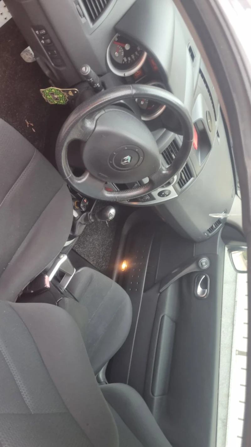 Renault Megane, снимка 3 - Автомобили и джипове - 52656933